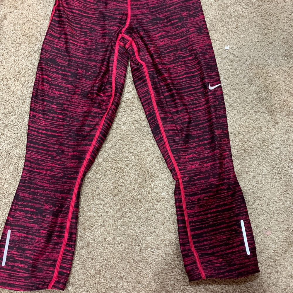 Pink Nike leggings